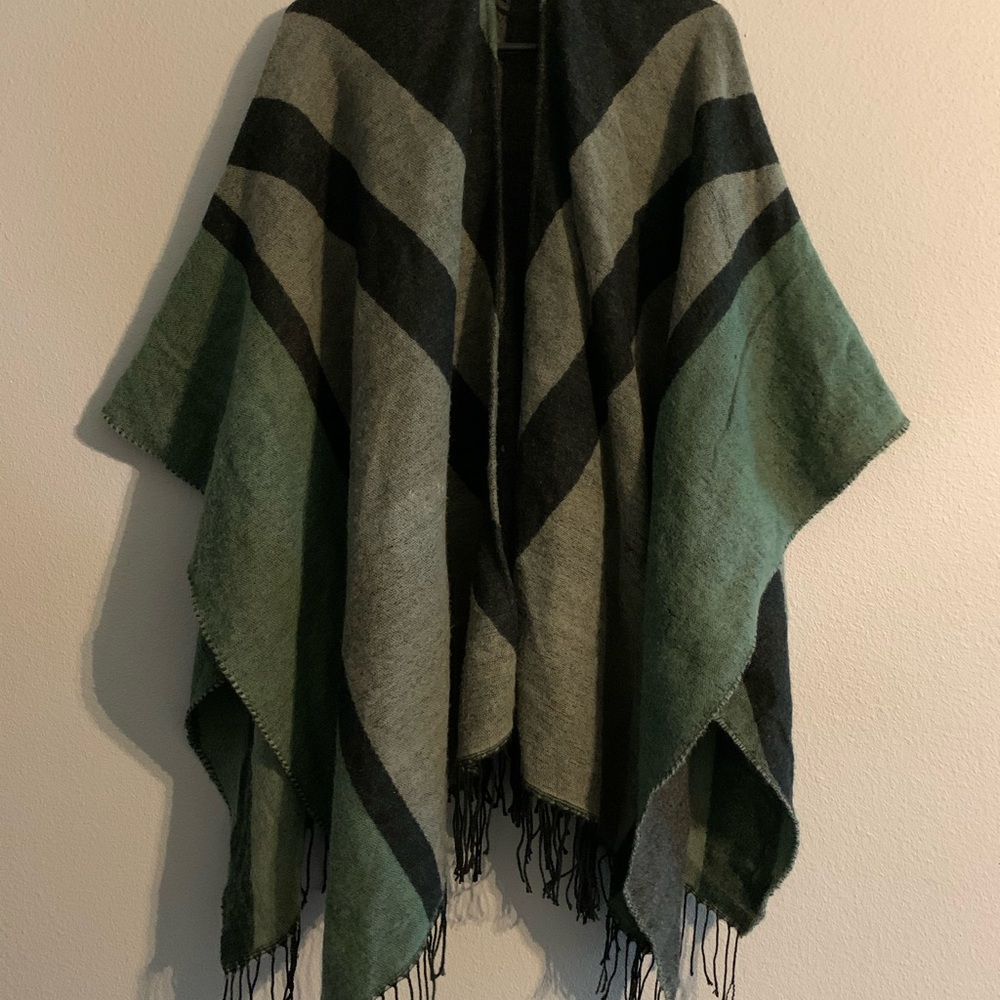 Plus size poncho/kimono